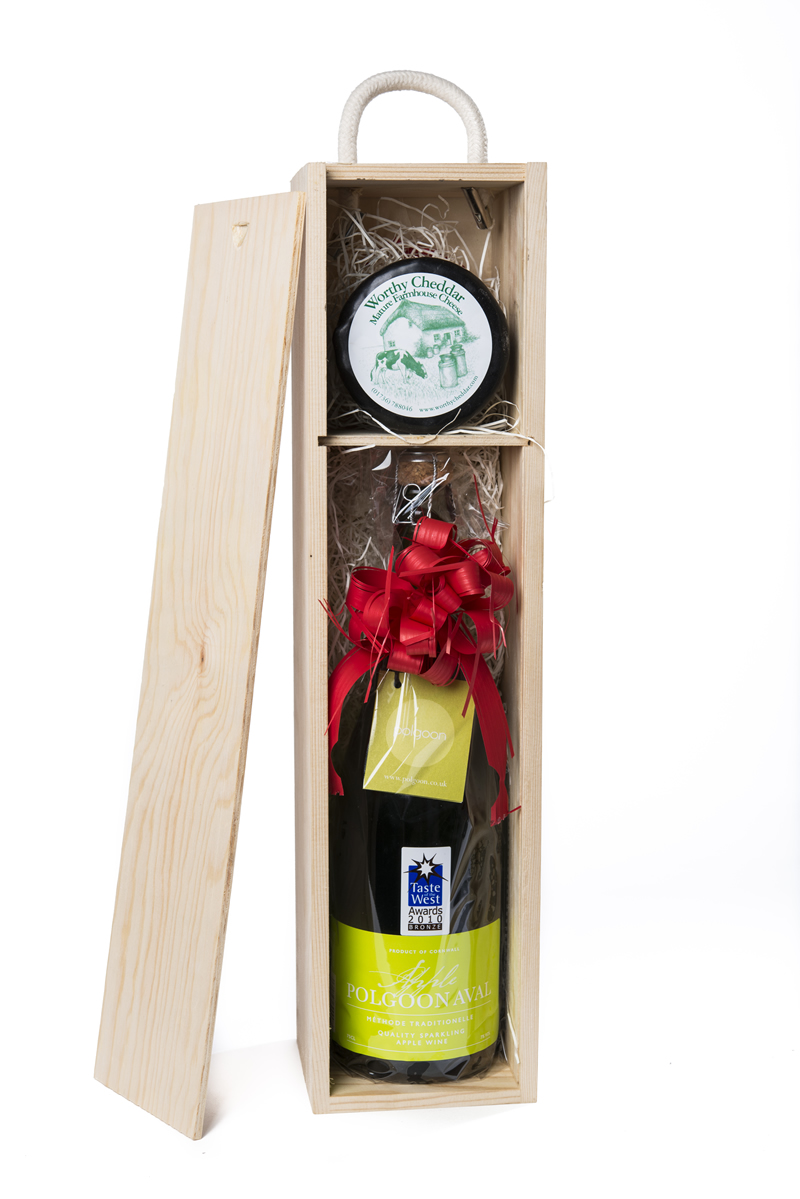 polgoon_wine_and_cheese_gift_box.jpg Polgoon Vineyard & Orchard